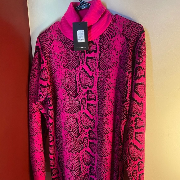 Drama free sweater Dress - Picture 3 of 4